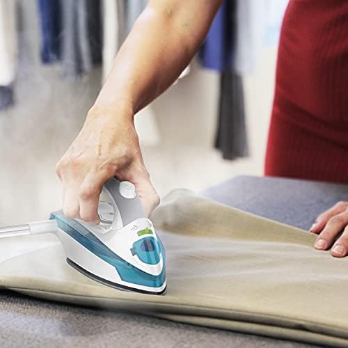 Steamfast SF-710 Mini Steam Iron