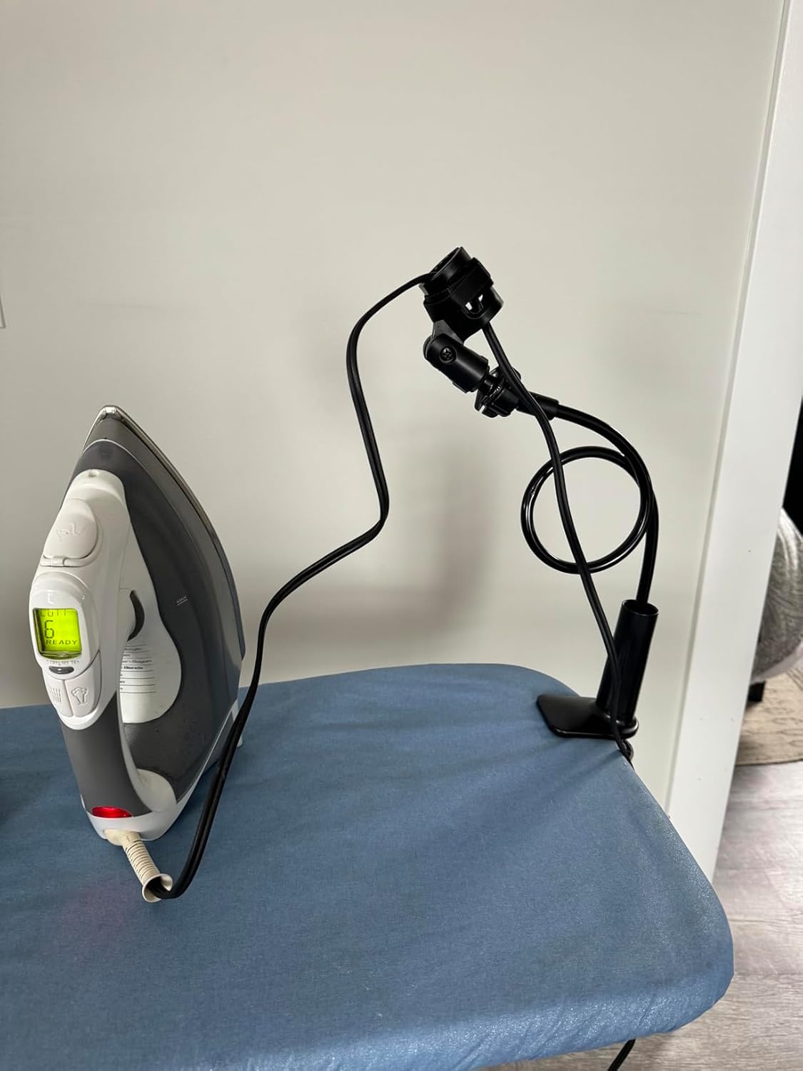 Universal Flexible Iron Cord Minder