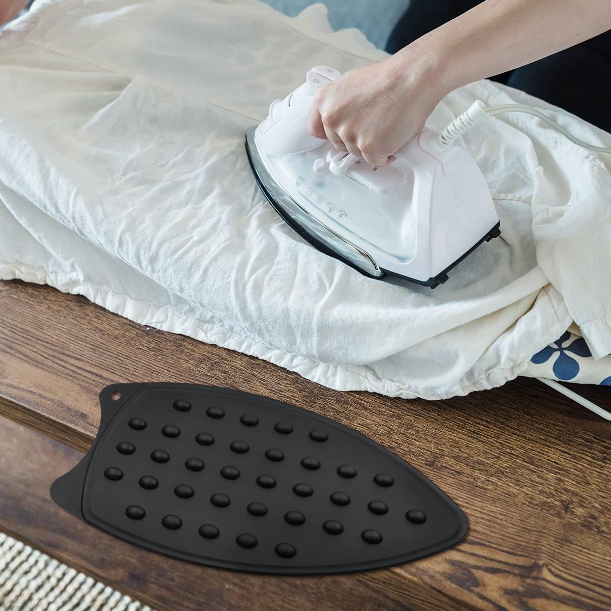 YunTop 2-Piece Silicone Iron Rest Pads