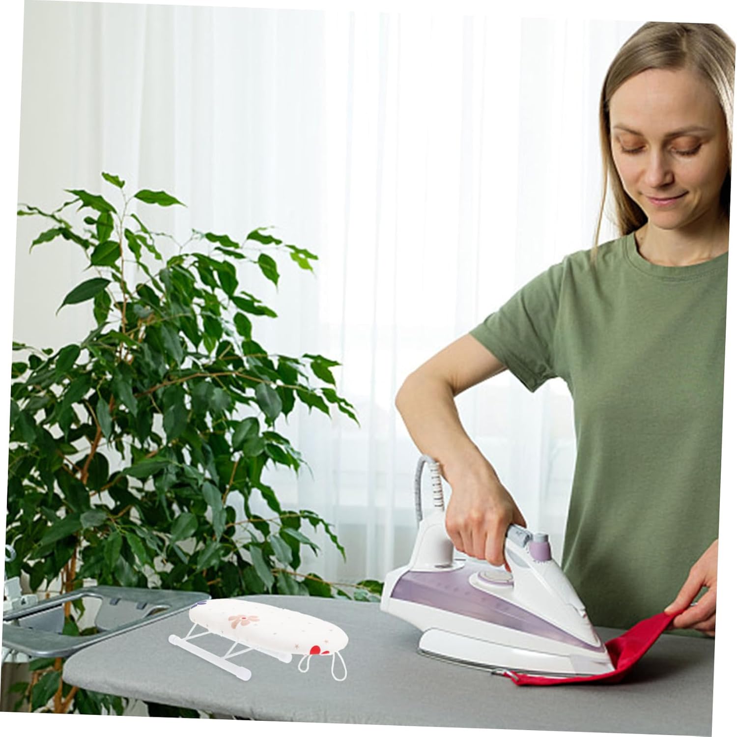 MagicLulu Desktop Ironing Board - Portable Compact