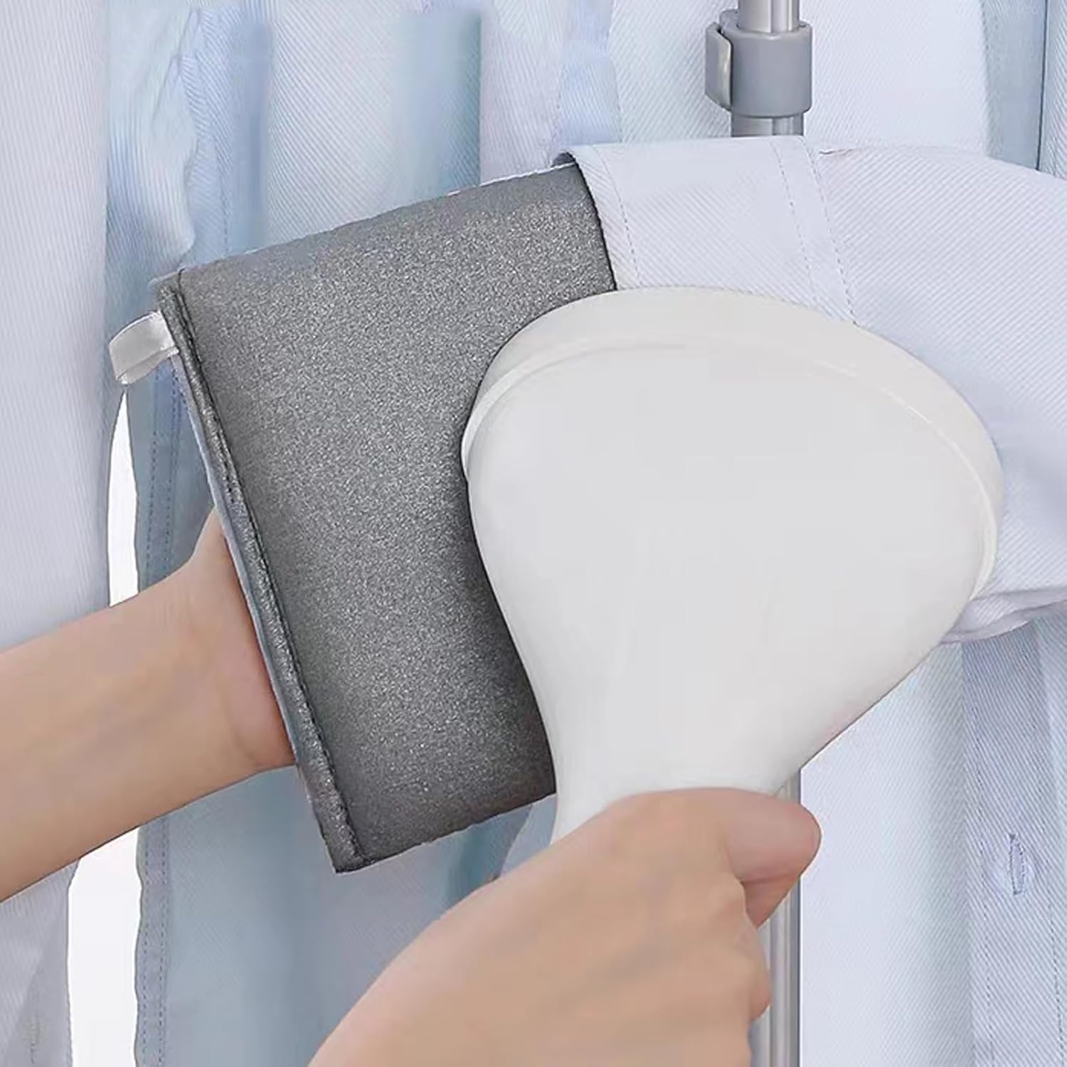 Kolohoso Heat-Resistant Garment Steamer Gloves