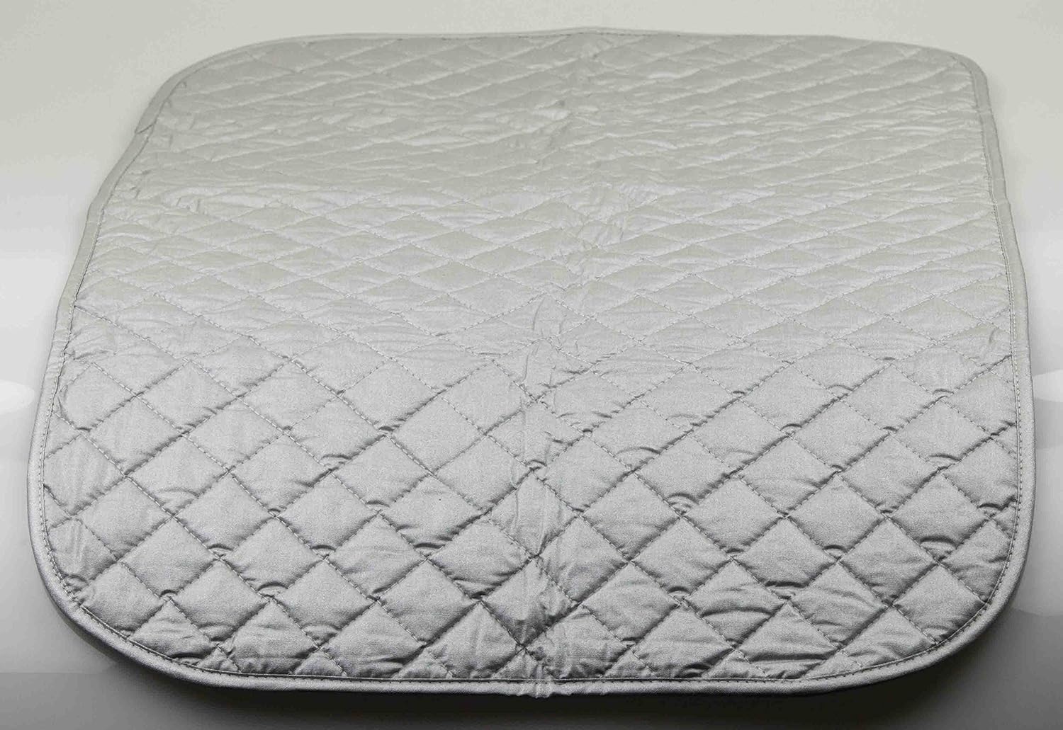 Sunbeam Heat-Resistant Quilted Magnetic Ironing Mat Pad for Washers Dryers
