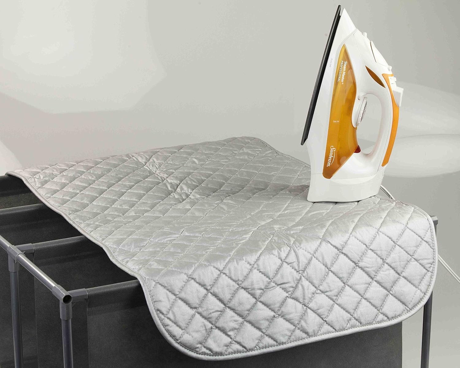Sunbeam Heat-Resistant Quilted Magnetic Ironing Mat Pad for Washers Dryers